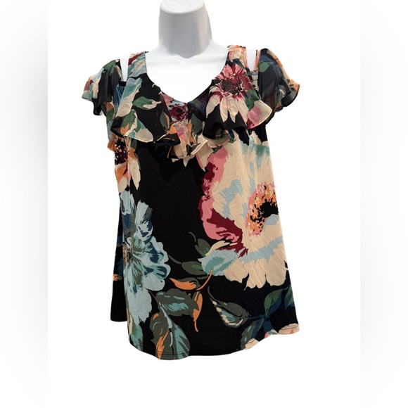 Ivy Rd Floral Ruffle cold shoulder Sleeve Top - Black Multi size medium. - Picture 1 of 4